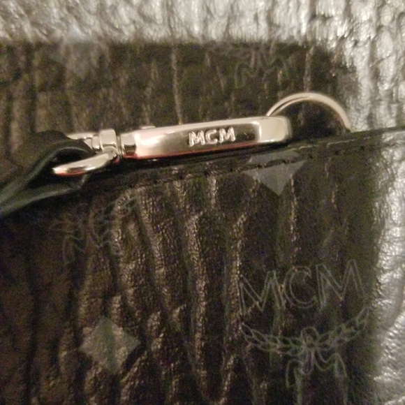 ***SOLD***Authentic Mcm Crossbody Tote Pouch - Picture 5 of 6
